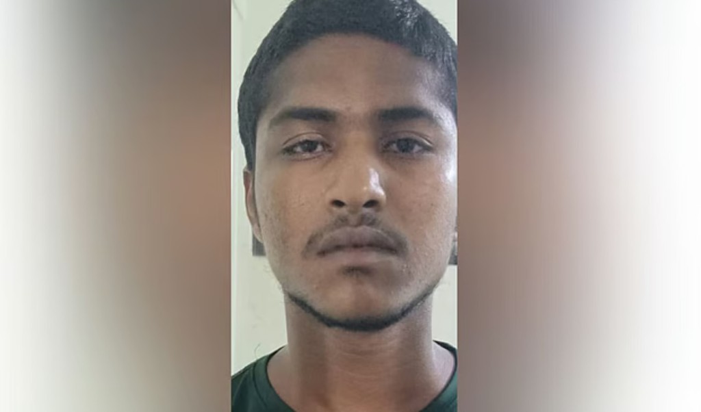ঘুমন্ত স্ত্রীর শরীরে অ্যাসিড ঢেলে হত্যা করলেন স্বামী 3 ঘুমন্ত স্ত্রীর শরীরে অ্যাসিড ঢেলে হত্যা করলেন স্বামী 1757761720 ঘুমন্ত স্ত্রীর শরীরে অ্যাসিড ঢেলে হত্যা করলেন স্বামী
