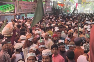 চট্টগ্রামে লাখো মুসল্লির অংশগ্রহণে পালিত হচ্ছে ৫৪তম জশনে জুলুস