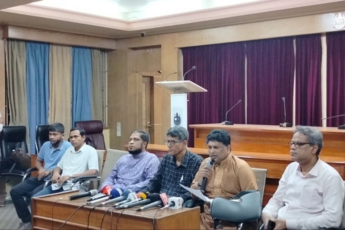 চবিতে সংঘর্ষ: জড়িতদের বিরুদ্ধে মামলাসহ প্রসাশনের ৮ সিদ্ধান্ত