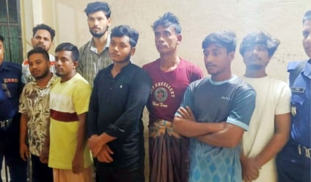 চবিতে সংঘর্ষের ঘটনায় গ্রেপ্তার ৮ 1756891655 চবিতে সংঘর্ষের ঘটনায় গ্রেপ্তার ৮