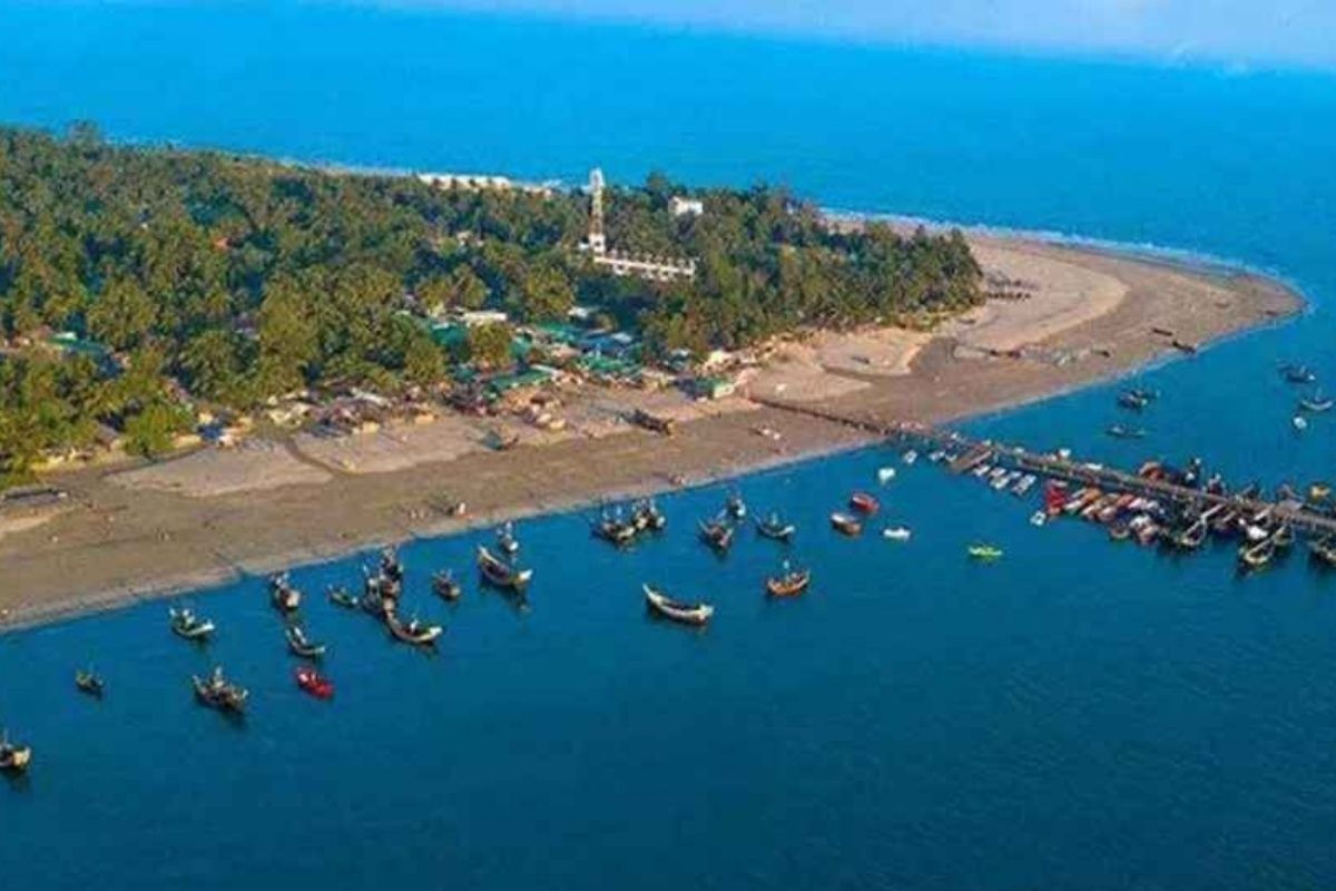 চার মাসের জন্য খুলছে সেন্টমার্টিন, দৈনিক কতজন যেতে পারবে জানালো মন্ত্রণালয়