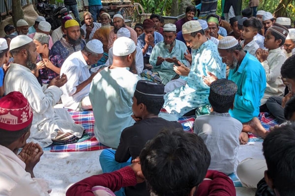 ছাগল চোরের হেদায়েত চেয়ে মিলাদ ও দোয়া মাহফিল