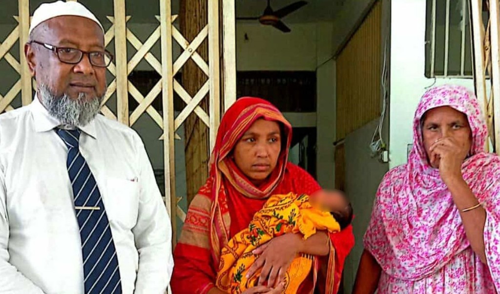 জামিনে মুক্তি পেলেন সেই নবজাতকের মা ও নানি 3 জামিনে মুক্তি পেলেন সেই নবজাতকের মা ও নানি 1758634147 জামিনে মুক্তি পেলেন সেই নবজাতকের মা ও নানি