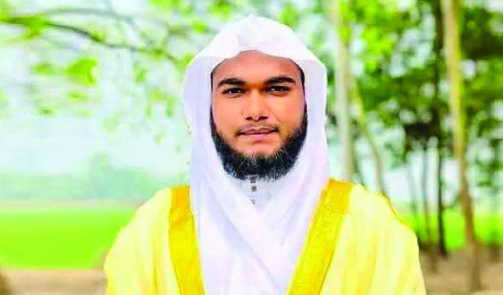 জুলাই আন্দোলনে অংশ নেওয়া তরুণীকে ধর্ষণ 1757991834 হাদিস পাঠিয়ে সখ্যতা করে জুলাই আন্দোলনে অংশ নেওয়া তরুণীকে ধর্ষণ