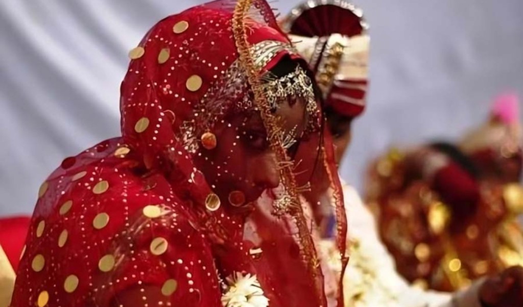 টিকটকে প্রেম, রেস্তোরাঁয় দেখা করতে গিয়ে খেলেন ধরা! অতঃপর যা ঘটলো 3 টিকটকে প্রেম রেস্তোরাঁয় দেখা করতে গিয়ে খেলেন ধরা অতঃপর যা ঘটলো 1757242061 টিকটকে প্রেম, রেস্তোরাঁয় দেখা করতে গিয়ে খেলেন ধরা! অতঃপর যা ঘটলো