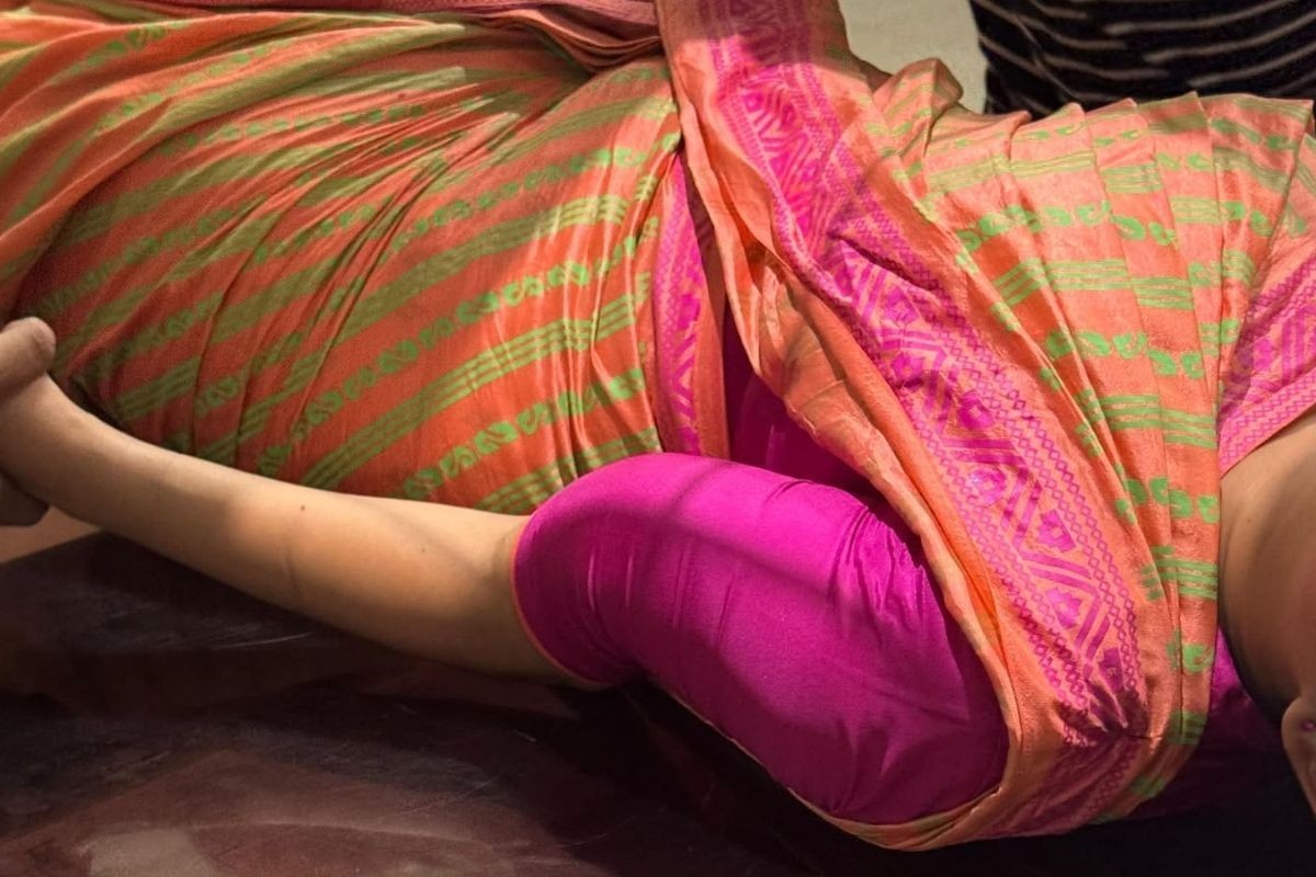 ঢাকার আকাশে তীব্র ঝাঁকুনিতে হাত ভাঙল বিমানের কেবিন ক্রুর