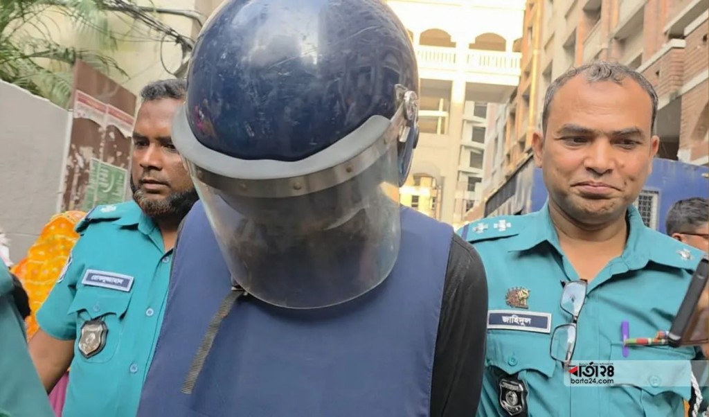 কারাগারে ঢাবি থেকে গ্রেপ্তার সেই ভুয়া সাংবাদিক 4 ঢাবি থেকে গ্রেপ্তার সেই ভুয়া সাংবাদিক কারাগারে 1757423722 কারাগারে ঢাবি থেকে গ্রেপ্তার সেই ভুয়া সাংবাদিক