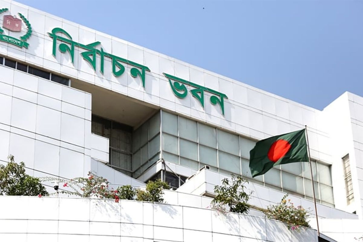 জাতীয় নির্বাচনে থাকছে না পোস্টার, থাকবে শুধু বিলবোর্ড