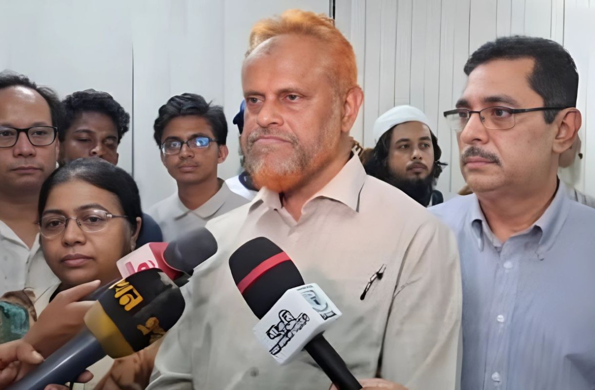 দুই দাবি মেনে নিলো বাকৃবি প্রশাসন, আন্দোলন স্থগিত