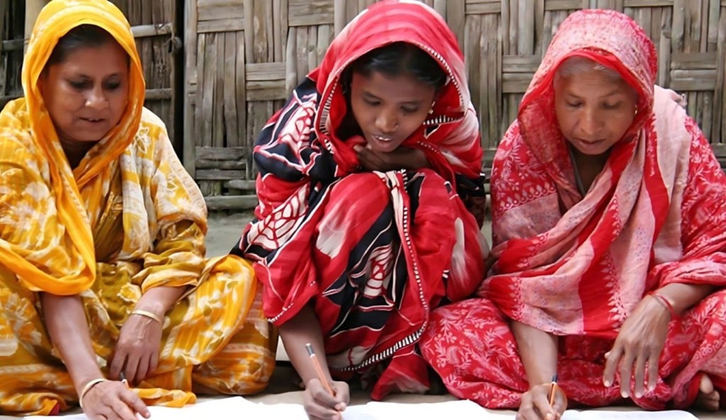দেশে প্রতি চার জনের একজন গরিব নিরক্ষরমুক্ত হতে বড় বাধা দারিদ্র্য 1757297871 দেশে প্রতি চার জনের একজন গরিব, নিরক্ষরমুক্ত হতে বড় বাধা দারিদ্র্য