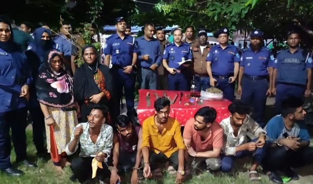 নারায়ণগঞ্জের জিমখানায় বিশেষ অভিযানে ২৪ জন গ্রেপ্তার 1758773395 নারায়ণগঞ্জের জিমখানায় বিশেষ অভিযানে ২৪ জন গ্রেপ্তার