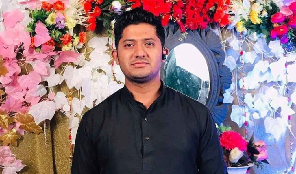 নিখোঁজ যুবকের লাশ মিলল দোকানের ফ্রিজে 4 নিখোঁজ যুবকের লাশ মিলল দোকানের ফ্রিজে 1757660120 নিখোঁজ যুবকের লাশ মিলল দোকানের ফ্রিজে