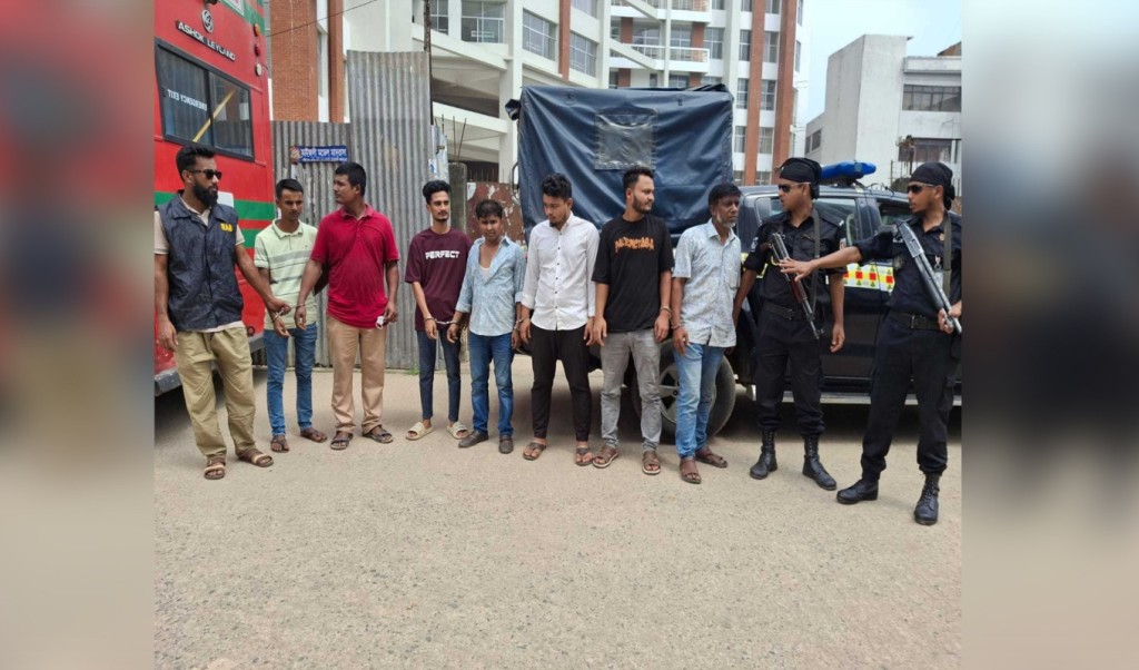 নোয়াখালী হাসপাতাল থেকে ৭ দালাল আটক 3 নোয়াখালী হাসপাতাল থেকে ৭ দালাল আটক 1758460054 নোয়াখালী হাসপাতাল থেকে ৭ দালাল আটক