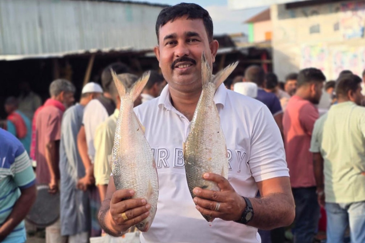 পদ্মার দুই ইলিশ ১৬ হাজার টাকায় বিক্রি