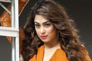 ২০ লাখ টাকা লোকসানের পরও সিনেমায় পপি