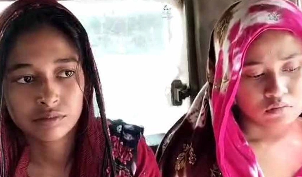 পরিবারের সবাইকে ঘুমের ওষুধ খাইয়ে একই ‘প্রেমিকের’ সঙ্গে পালালেন দুই জা 4 পরিবারের সবাইকে ঘুমের ওষুধ খাইয়ে একই ‘প্রেমিকের সঙ্গে পালালেন দুই জা 1756980394 পরিবারের সবাইকে ঘুমের ওষুধ খাইয়ে একই ‘প্রেমিকের’ সঙ্গে পালালেন দুই জা