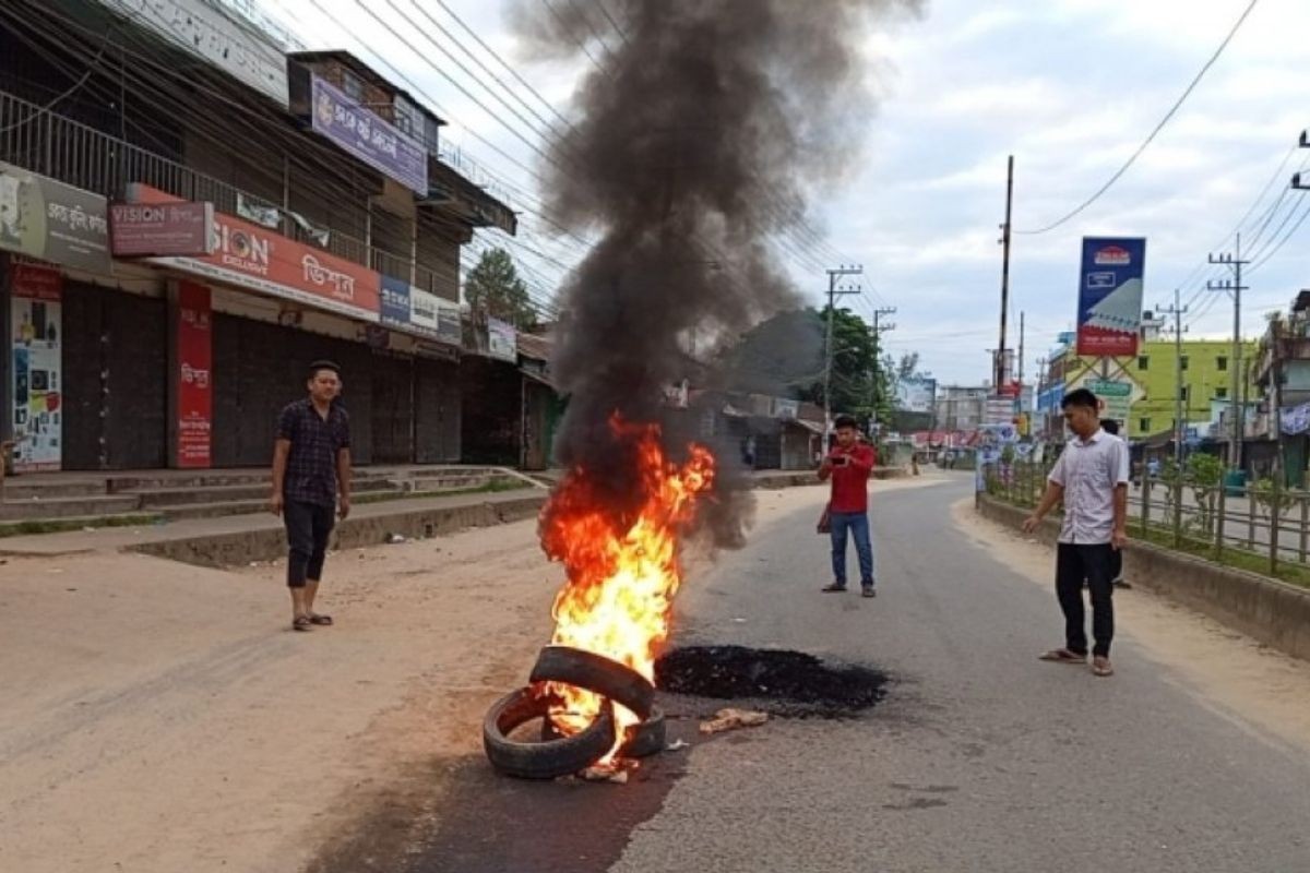 পার্বত্য তিন জেলাতেই অবরোধের ঘোষণা, নতুন আট দফা দাবি