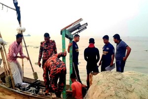 প্রতিবন্ধী ছেলেকে বাঁচাতে নদীতে ঝাঁপ, দুই দিনেও উদ্ধার হয়নি নিখোঁজ মা