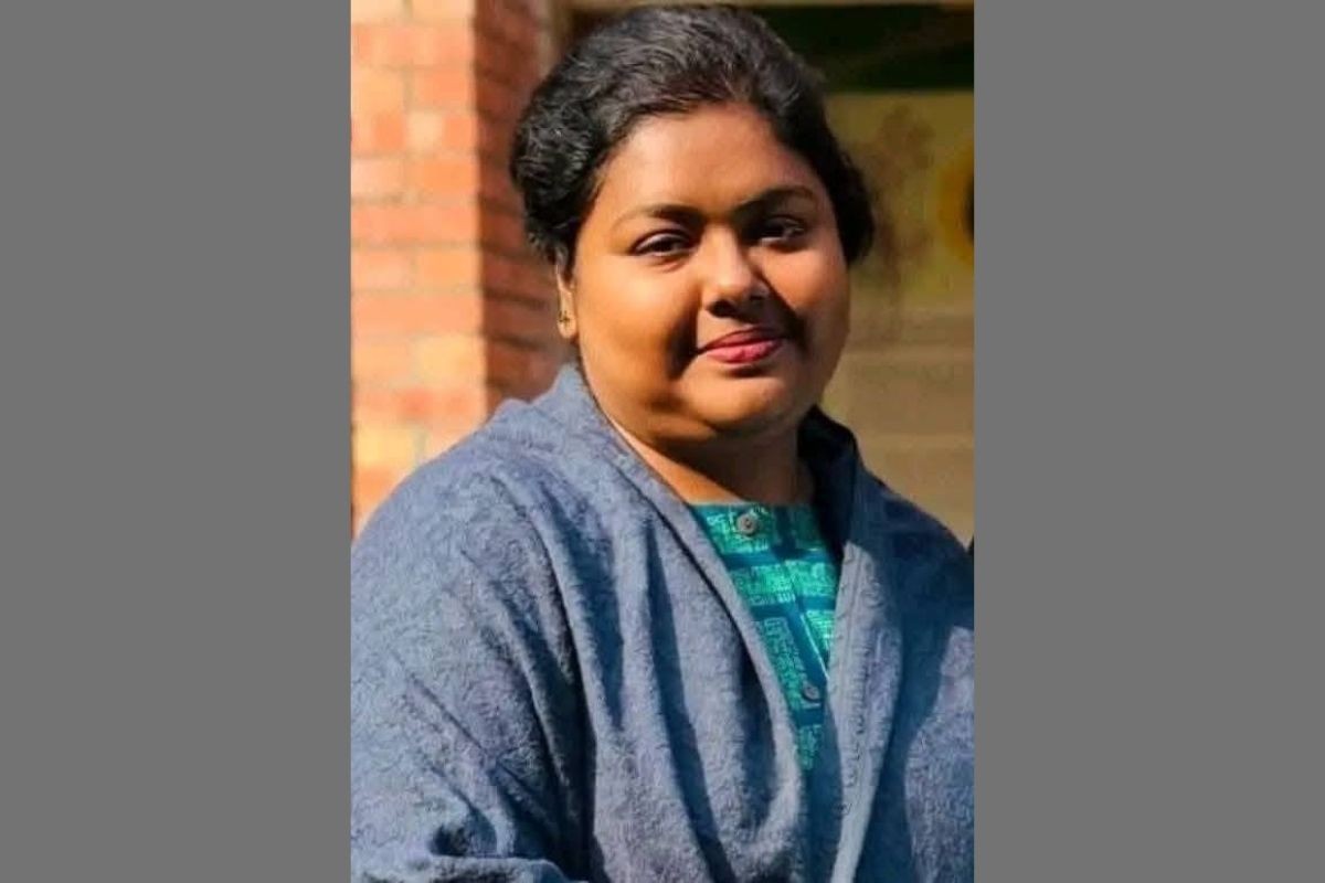 প্রত্যক্ষদর্শী সহকর্মীর বর্ণনায় জাবি শিক্ষক মৌমিতার মৃত্যুর শেষ মুহূর্ত