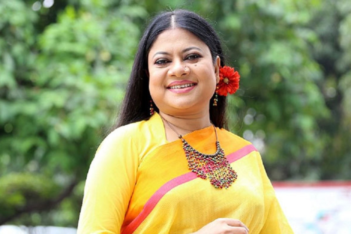 ফেসবুক যেন মাওলানা দিয়ে ভর্তি : কনকচাঁপা