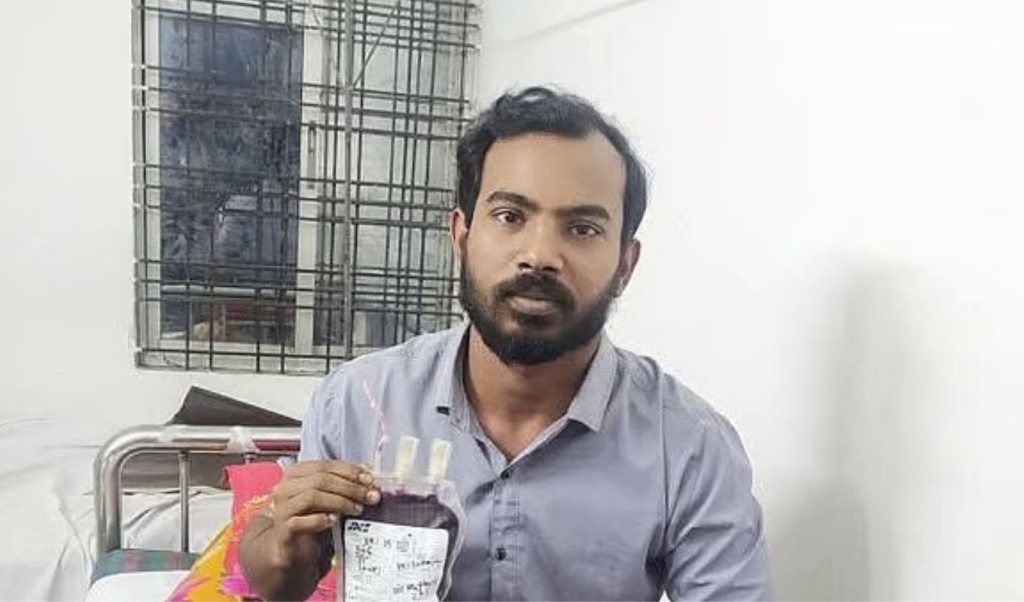 ফেসবুক লাইভ শেষে রেললাইনে যুবকের ঝাঁপ 1758686000 ফেসবুক লাইভ শেষে রেললাইনে যুবকের ঝাঁপ, মরদেহ উদ্ধার