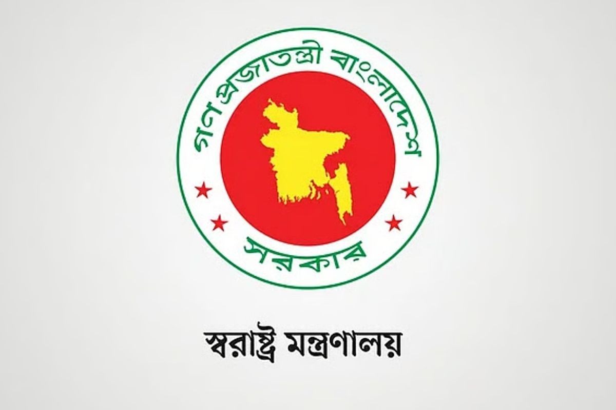 বরখাস্ত হলেন কাউন্টার টেরোরিজমের ডিসি শেখ রাজীবুল হাসান