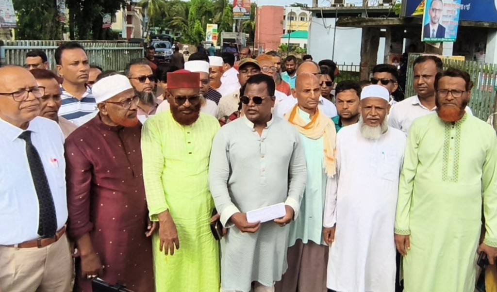 বাগেরহাটে হরতাল প্রত্যাহার, নির্বাচন অফিস ঘেরাওয়ের ঘোষণা 4 বাগেরহাটে হরতাল প্রত্যাহার নির্বাচন অফিস ঘেরাওয়ের ঘোষণা 1757934621 বাগেরহাটে হরতাল প্রত্যাহার, নির্বাচন অফিস ঘেরাওয়ের ঘোষণা