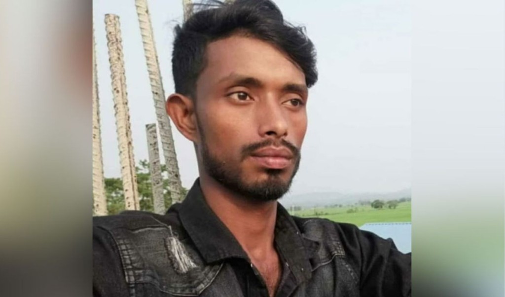 বাড়ি ফেরার পথে যুবককে গলা কেটে হত্যা 3 বাড়ি ফেরার পথে যুবককে গলা কেটে হত্যা 1758719286 বাড়ি ফেরার পথে যুবককে গলা কেটে হত্যা