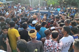 বাসচাপায় নারী নিহত, তিন ঘণ্টা মহাসড়ক অবরোধ