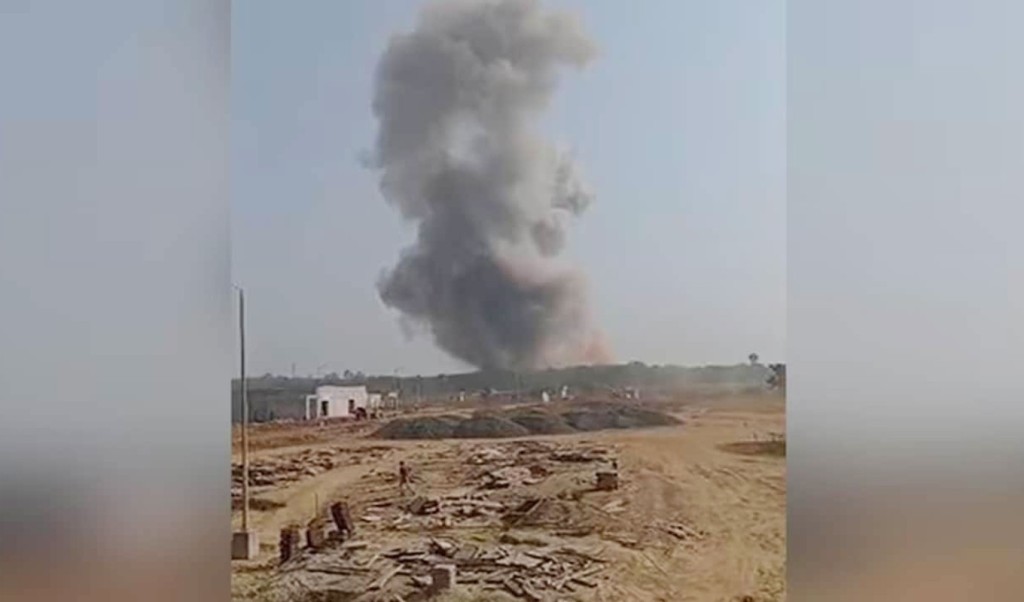 ভারতে প্রতিরক্ষা সরঞ্জাম তৈরির কারখানায় ভয়াবহ বিস্ফোরণ, নিহত ৮ 3 ভারতে প্রতিরক্ষা সরঞ্জাম তৈরির কারখানায় ভয়াবহ বিস্ফোরণ নিহত ৮ 1757076302 ভারতে প্রতিরক্ষা সরঞ্জাম তৈরির কারখানায় ভয়াবহ বিস্ফোরণ, নিহত ৮