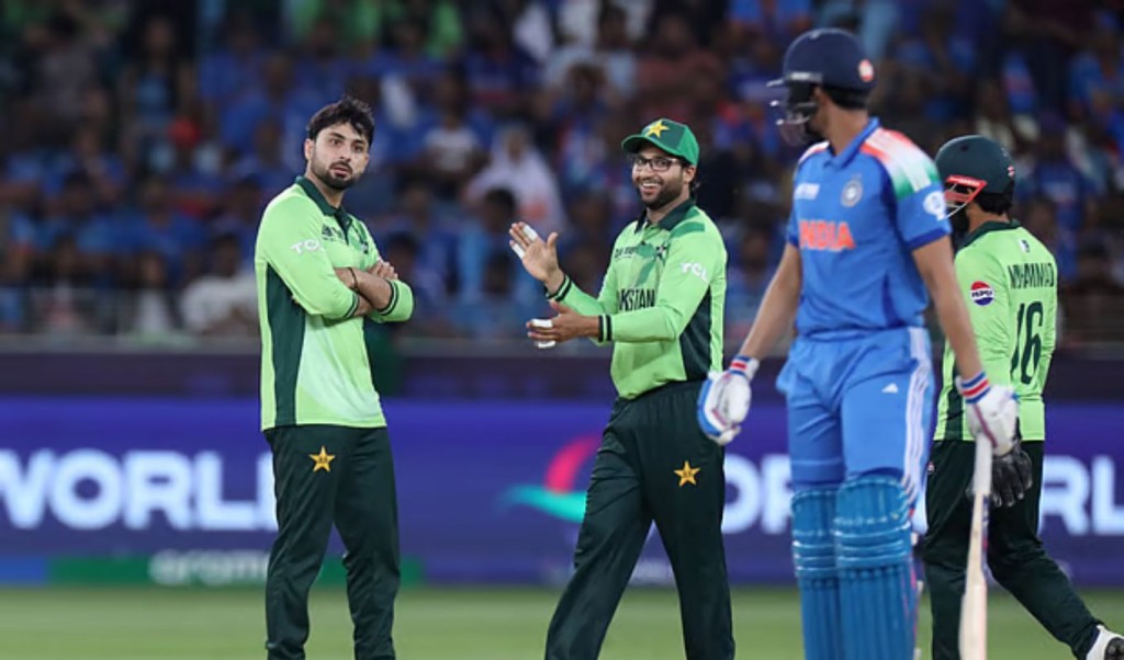 ভারত–পাকিস্তান ম্যাচে লড়াইয়ের মধ্যে আছে যে ৫ লড়াই 1757847014 ভারত–পাকিস্তান ম্যাচে লড়াইয়ের মধ্যে আছে যে ৫ লড়াই