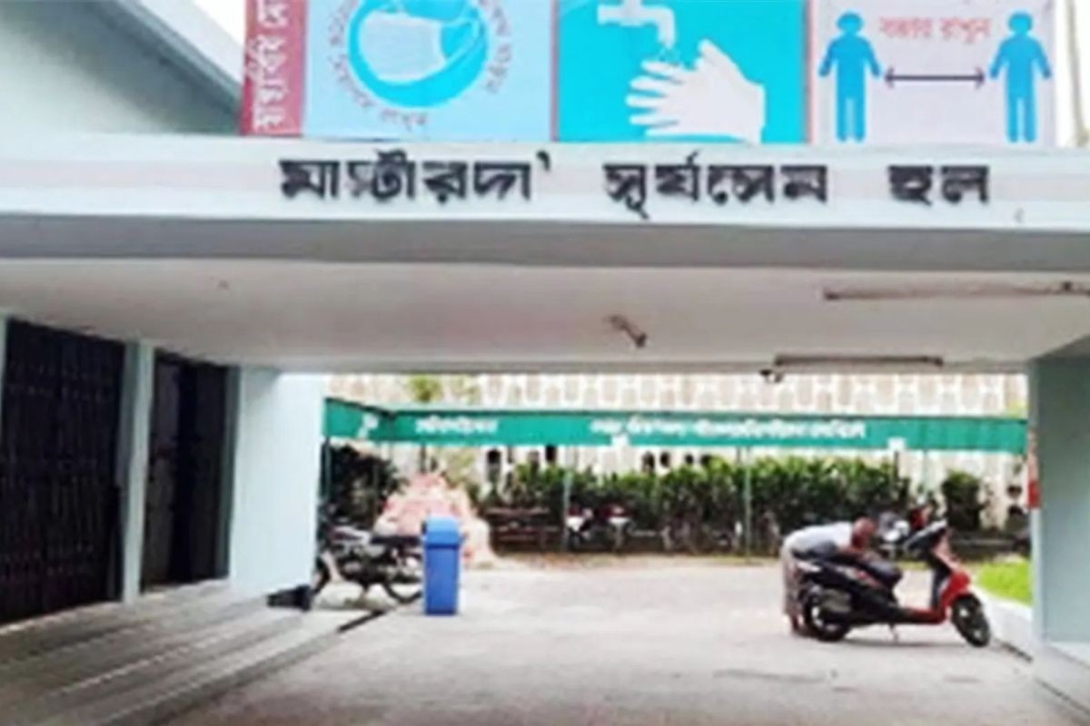ভিপি যখন ম্যাজিস্ট্রেটের ভূমিকায়!