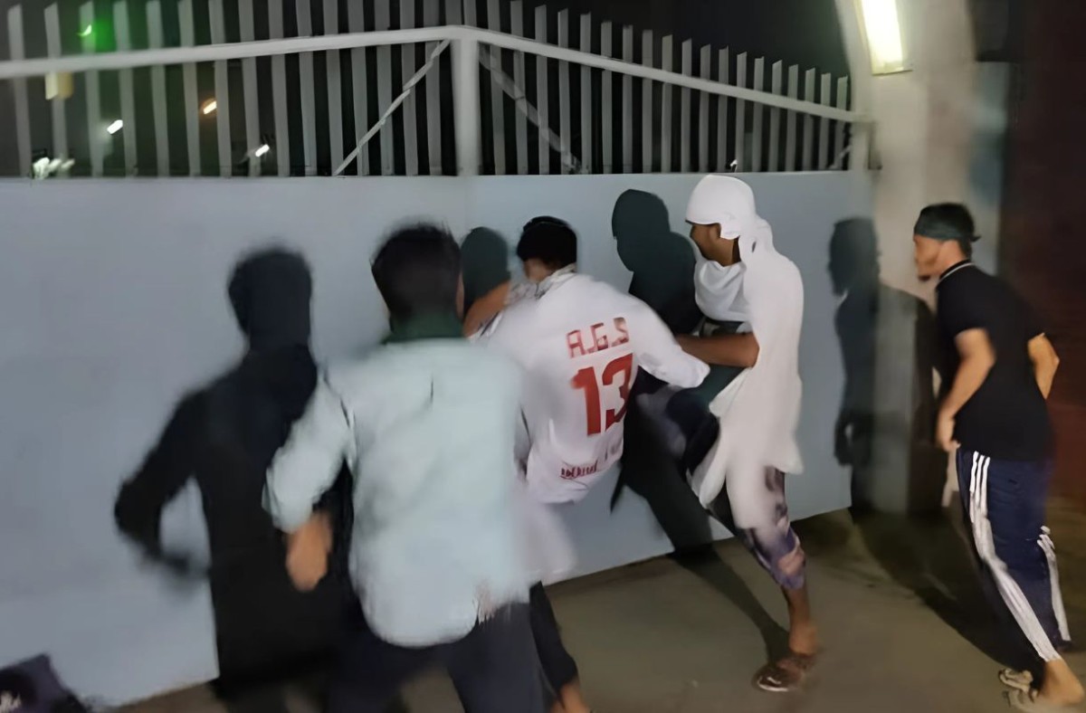 ভিসির বাসভবন ভাঙার চেষ্টা, রাবি ক্যাম্পাসে অতিরিক্ত পুলিশ