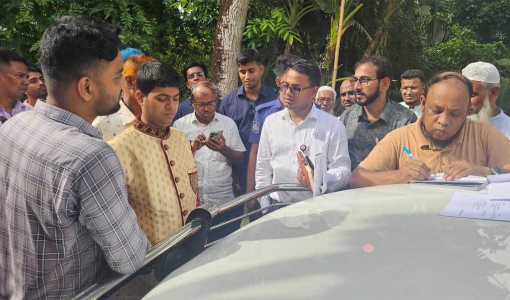 ভুয়া জন্মসনদও রক্ষা করতে পারল না বাল্যবিয়ে, নববধূ ছাড়া ফিরল বরযাত্রী 4 ভুয়া জন্মসনদও রক্ষা করতে পারল না বাল্যবিয়ে নববধূ ছাড়া ফিরল বরযাত্রী 1756907550 ভুয়া জন্মসনদও রক্ষা করতে পারল না বাল্যবিয়ে, নববধূ ছাড়া ফিরল বরযাত্রী