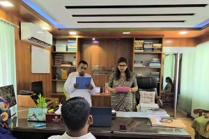 নির্বাচনের সাড়ে তিন বছর পর শপথ নিলেন ইউপি মেম্বার