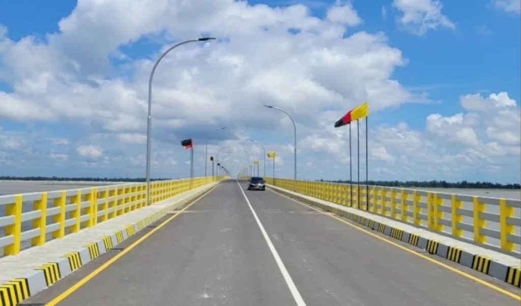 মওলানা ভাসানী সেতুর ক্যাবল চুরির ঘটনায় গ্রেপ্তার ২ 3 মওলানা ভাসানী সেতুর ক্যাবল চুরির ঘটনায় গ্রেপ্তার ২ 1757241875 মওলানা ভাসানী সেতুর ক্যাবল চুরির ঘটনায় গ্রেপ্তার ২