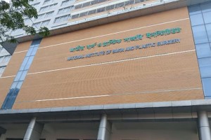 মহাখালীতে পেট্রোল পাম্পে বিস্ফোরণ, দগ্ধ ৭ জন বার্ন ইনস্টিটিউটে