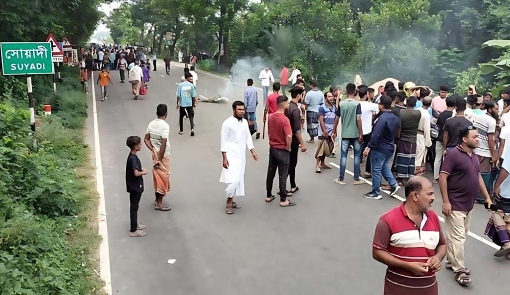 মহাসড়ক অবরোধে গিয়ে হিট স্ট্রোকে আন্দোলনকারীর মৃত্যু পুলিশ বলছে ভিন্ন কথা 1757403129 মহাসড়ক অবরোধে গিয়ে হিট স্ট্রোকে আন্দোলনকারীর মৃত্যু, পুলিশ বলছে ভিন্ন কথা