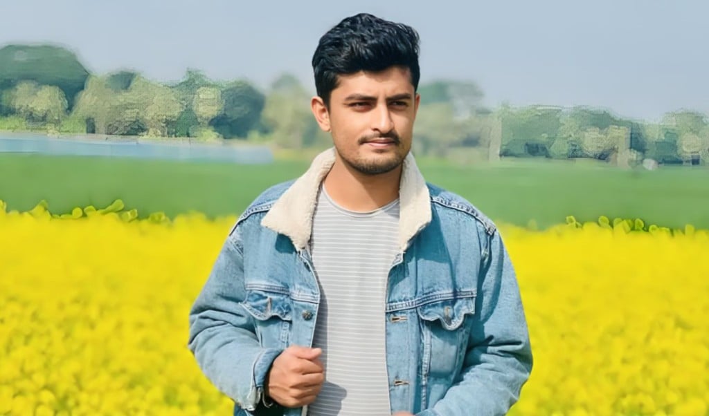 মাদারীপুরে প্রকাশ্যে যুবককে কুড়াল দিয়ে কুপিয়ে হত্যা 1757916228 মাদারীপুরে প্রকাশ্যে যুবককে কুড়াল দিয়ে কুপিয়ে হত্যা