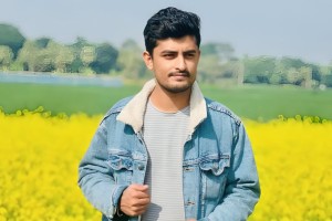 মাদারীপুরে প্রকাশ্যে যুবককে কুড়াল দিয়ে কুপিয়ে হত্যা