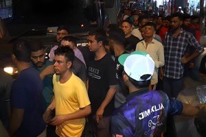 মালয়েশিয়ায় বিশেষ অভিযানে আটক ৩৭৭ বাংলাদেশি