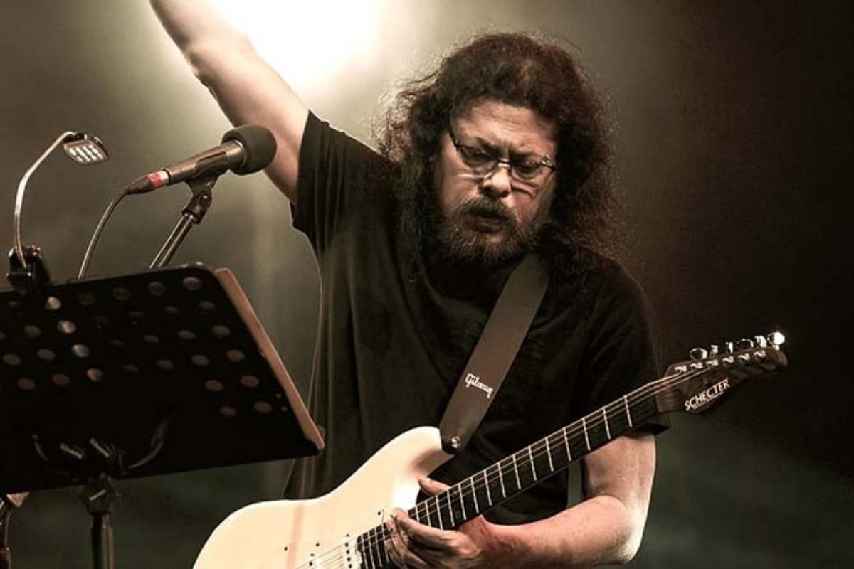 মেহেরপুরে জেমসের কনসার্ট স্থগিত