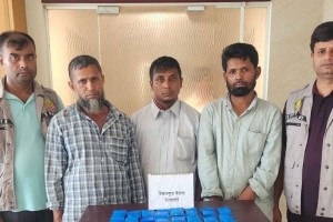 রাজধানীতে ৫ হাজার পিস ইয়াবাসহ আটক তিন মাদক কারবারি