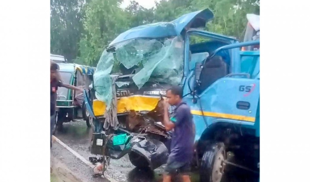 রাজশাহীতে বাস-পিকআপ সংঘর্ষে চালক নিহত 4 রাজশাহীতে বাস পিকআপ সংঘর্ষে চালক নিহত 1756998466 রাজশাহীতে বাস-পিকআপ সংঘর্ষে চালক নিহত
