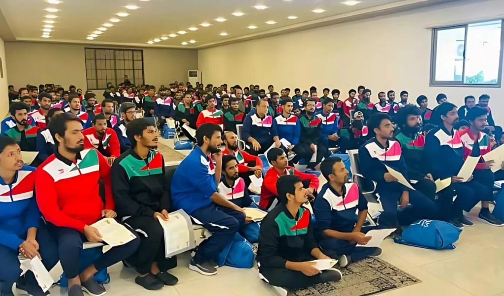 দেশে ফিরছেন লিবিয়ায় আটকে পড়া ১৭৬ বাংলাদেশি 4 লিবিয়া থেকে দেশে ফিরেছেন বাংলাদেশি 1758169881 দেশে ফিরছেন লিবিয়ায় আটকে পড়া ১৭৬ বাংলাদেশি