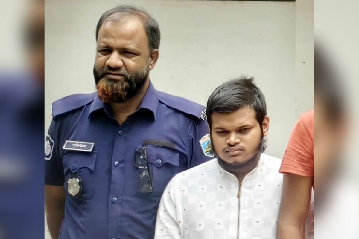 শয়তান ভর করায় ভুল হয়েছে: ছাত্র বলাৎকারকারী মাদরাসা শিক্ষক