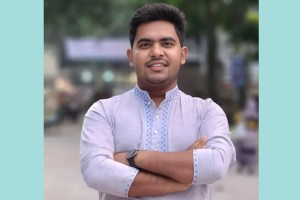 শিক্ষার্থীদের পেটানোর অভিযোগে বাগছাস নেতার পদ স্থগিত