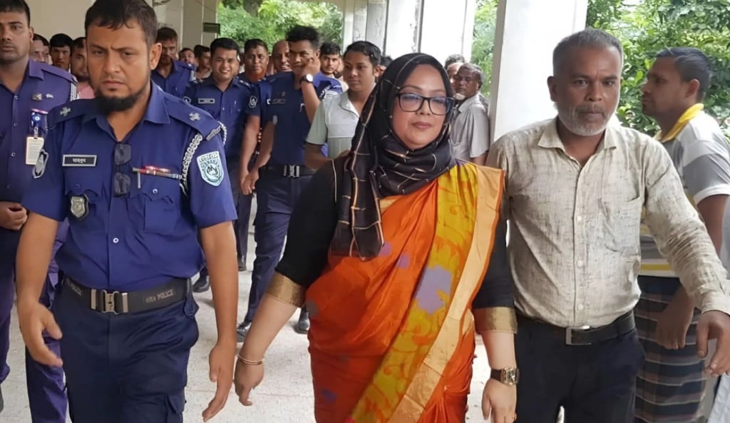 সাবেক ডিসি সুলতানা বরখাস্ত 1757558183 সাবেক ডিসি সুলতানা বরখাস্ত