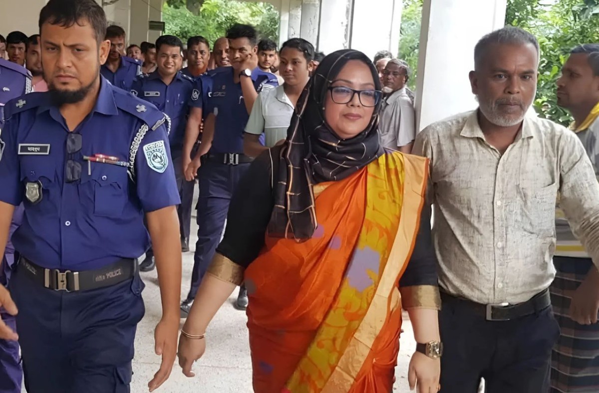 সাবেক ডিসি সুলতানা বরখাস্ত
