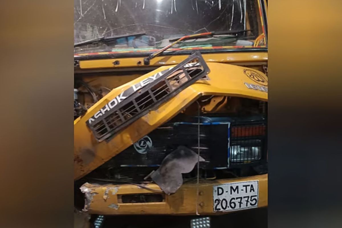 সীতাকুণ্ডে ফিলিং স্টেশনে সিলিন্ডার বিস্ফোরণ, আহত ২